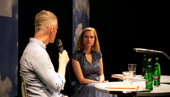 Klára Vlasáková: … abychom se nemusely brodit shitem jako ony